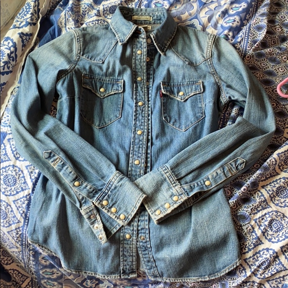 NEW jean jacket